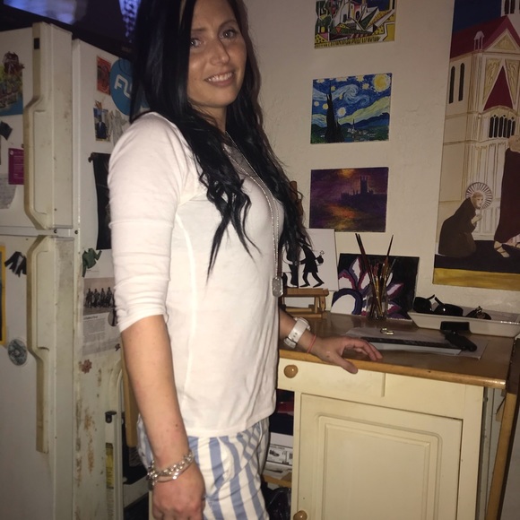 Meet your posher!!! Crohn’s warrior 💜💜 - Picture 6 of 7